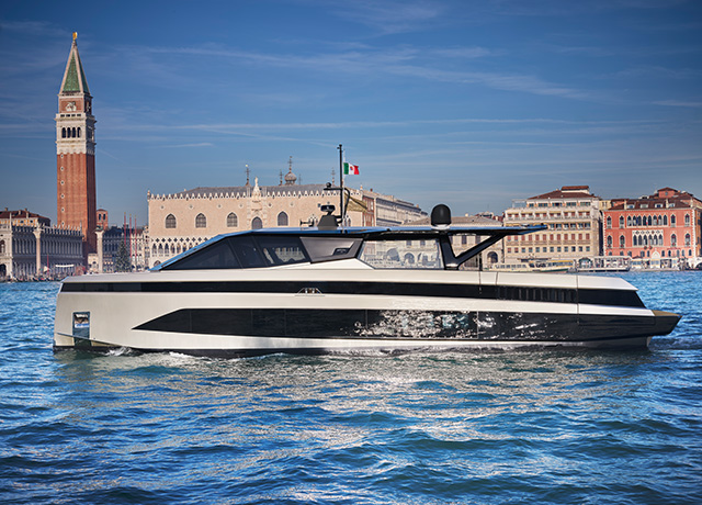 The new wallywhy100 will make her world debut at the Cannes Yachting Festival 2024, showcasing her unique features in the 70-foot segment.<br />
 